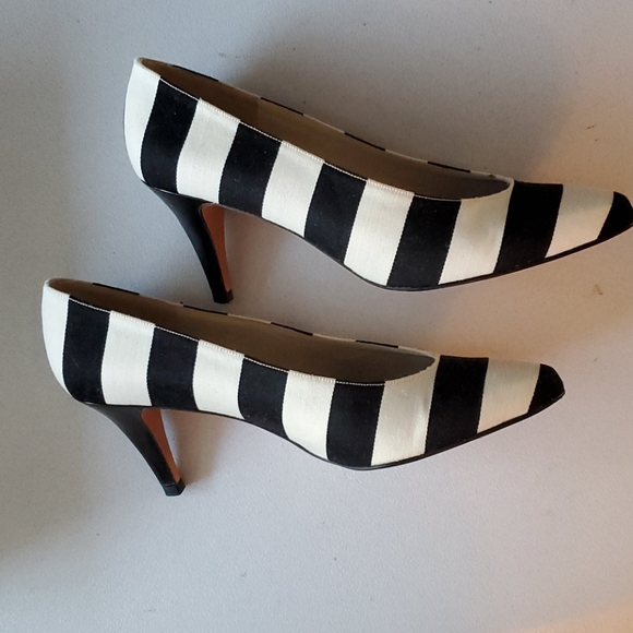 Evan-Picone Black & White Striped Heels 6.5 - Picture 9 of 9